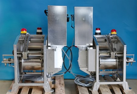 2 winches
